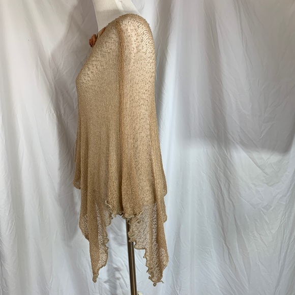 ✓ Princy’s Poncho EUC small medium beige - Picture 6 of 12